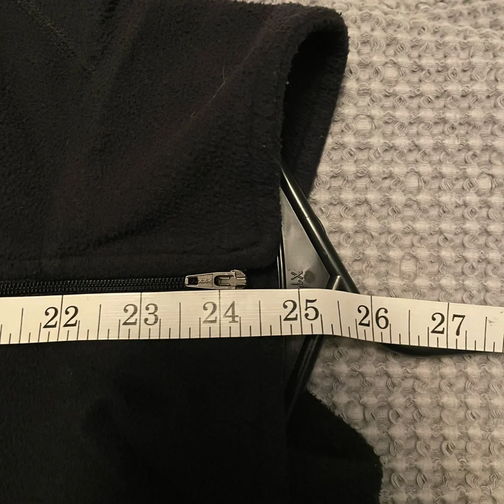 Patagonia Women's Black Half-Zip Turtleneck Sweater - Picture 7 of 9